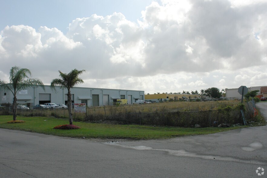 More Photos Of 8790 NW 119th St, Hialeah Gardens Land For Sale