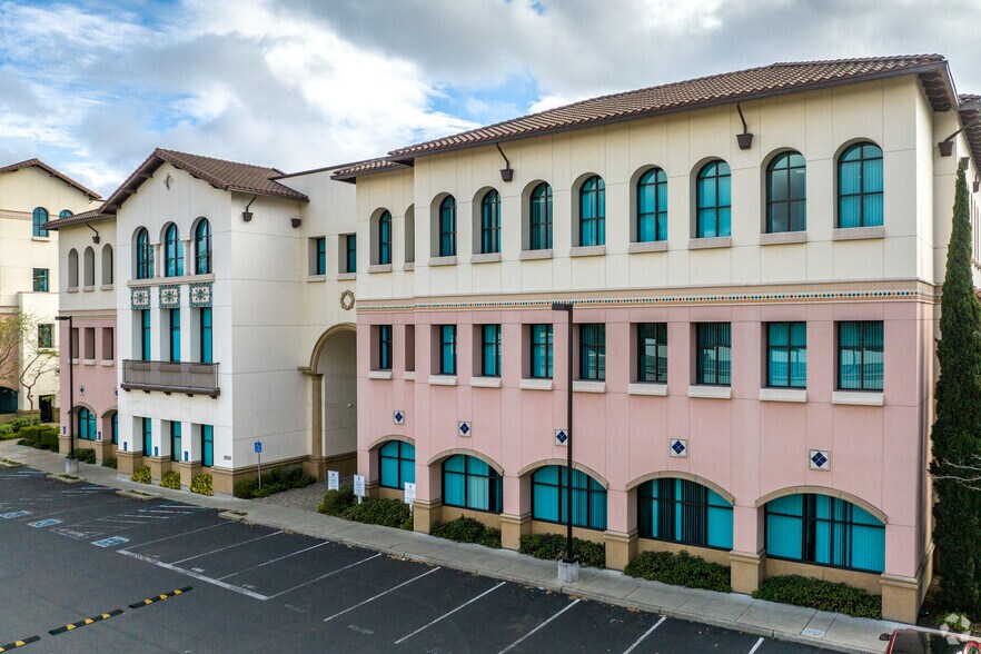 More Photos Of 1000 San Leandro Blvd, San Leandro Office For Sale