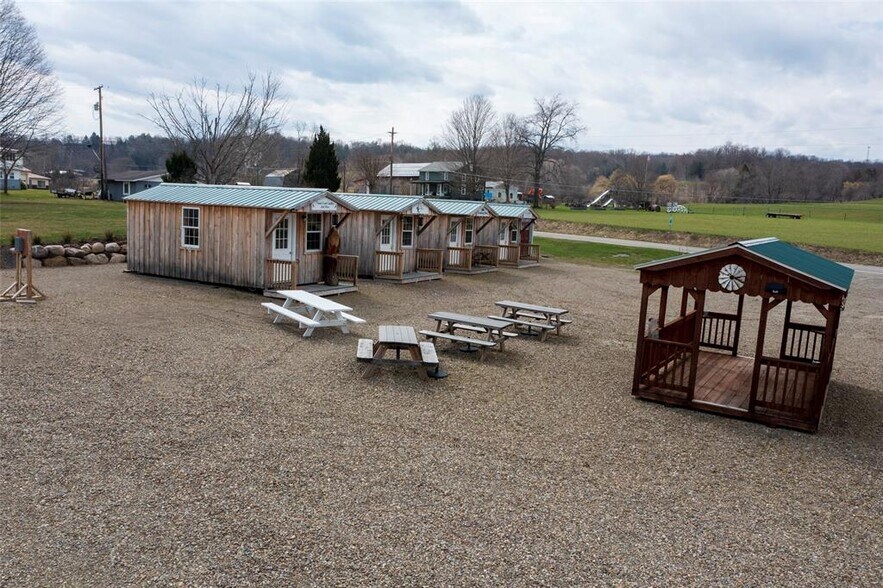 More Photos Of 14015 US-19, Waterford Multifamily For Sale