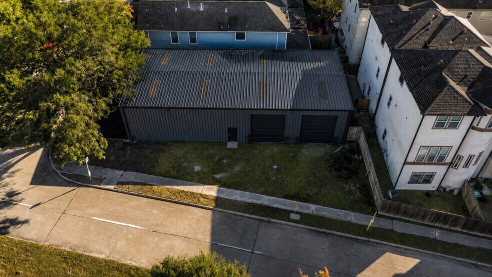 More Photos Of 5339 Kansas St, Houston Warehouse For Lease