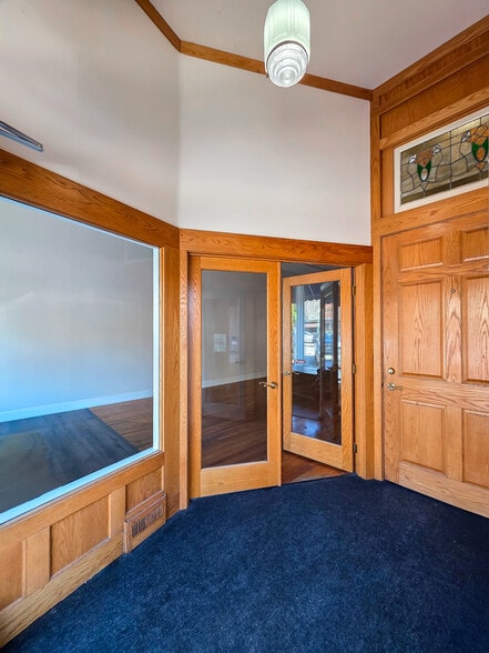 More Photos Of 8 E Front St, Monroe Storefront Retail Residential For Sale