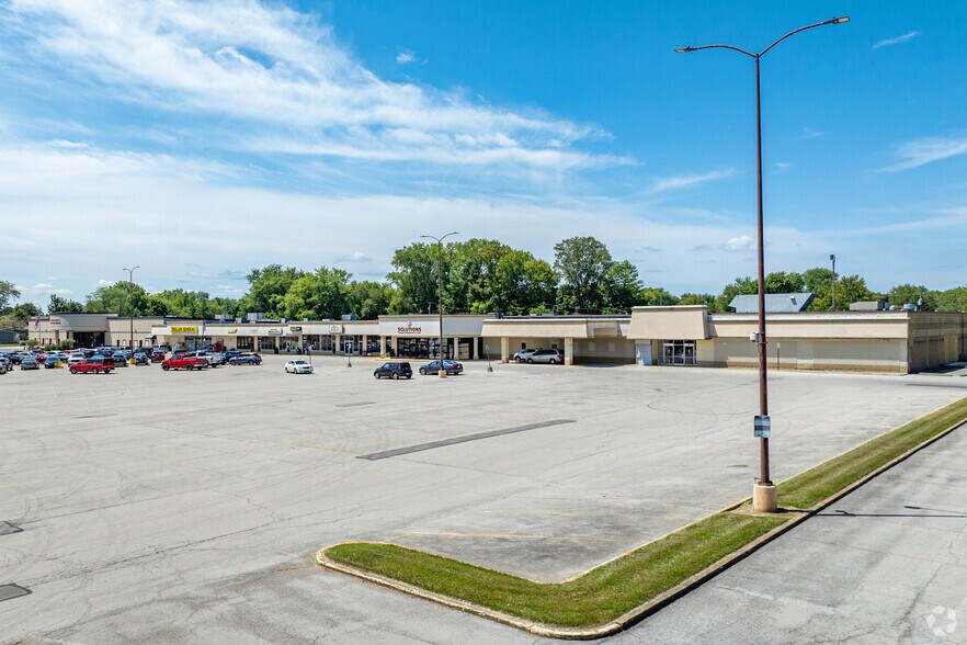 More Photos Of 935 S South St, Wilmington Unknown For Lease