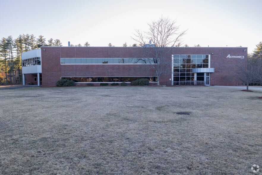 More Photos Of 220 Hackett Hill Rd, Manchester Light Manufacturing For Lease