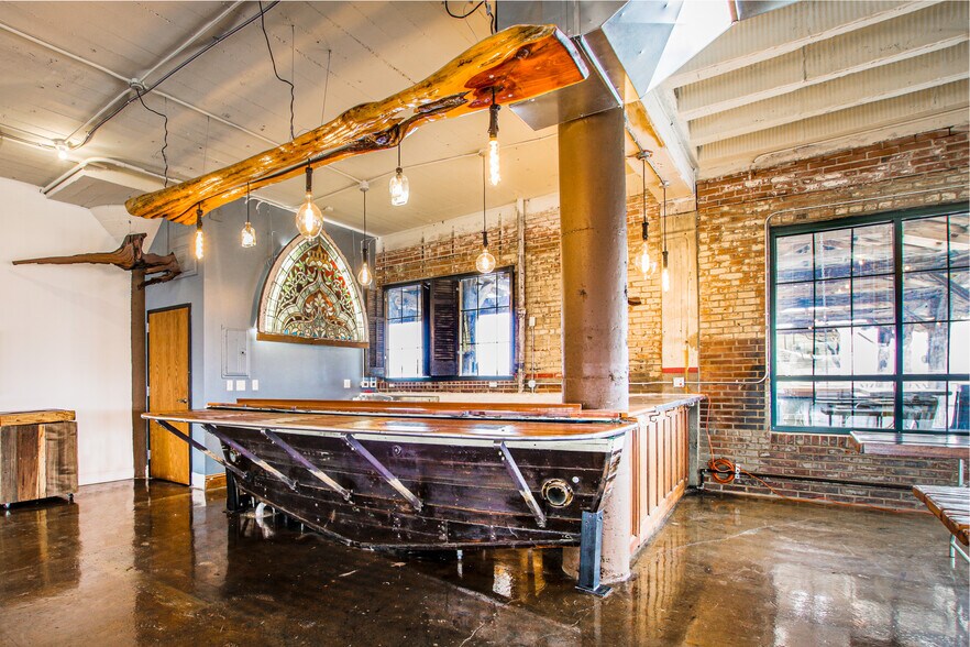 More Photos Of 2400 S Jefferson Ave, Saint Louis Office For Lease