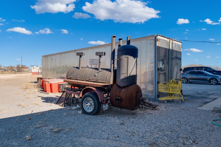 More Photos Of 7789 US-83, Wheeler General Retail For Sale