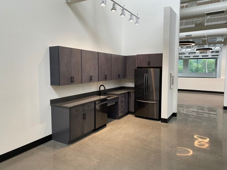 More Photos Of 285 Nicoll St, New Haven Office For Lease