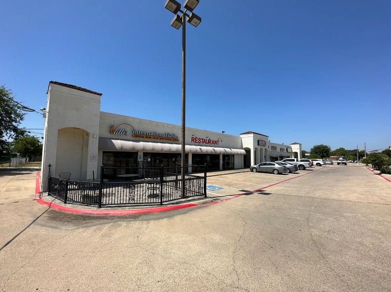 More Photos Of 4450 Boat Club Rd, Fort Worth Freestanding For Lease