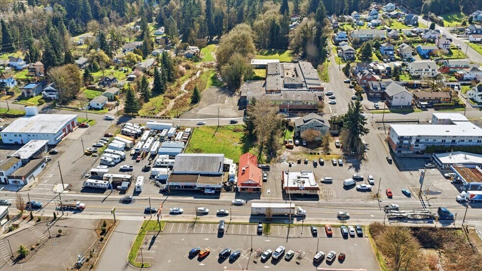 More Photos Of 222 W B St, Rainier General Retail For Sale