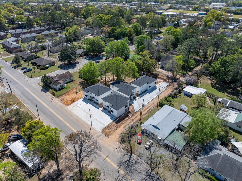 More Photos Of 414 6th E st, Tifton Apartments For Sale