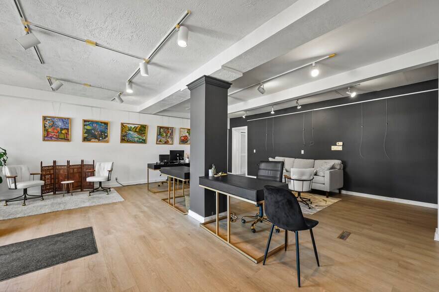 More Photos Of 402 Park St, Housatonic Office For Lease