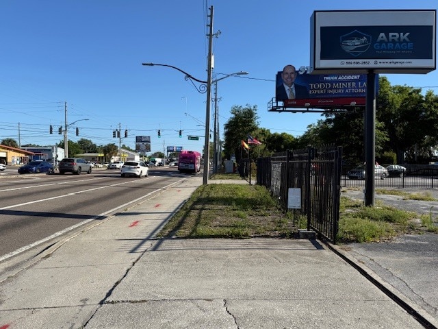 More Photos Of 690 N Semoran Blvd, Orlando Auto Dealership For Lease