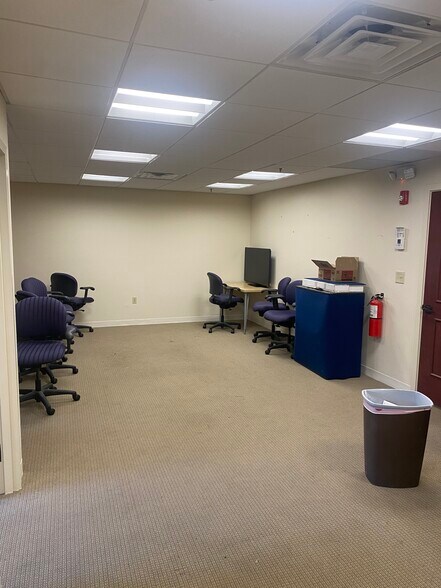 More Photos Of 4-6 Mechanic St, Natick Office For Lease