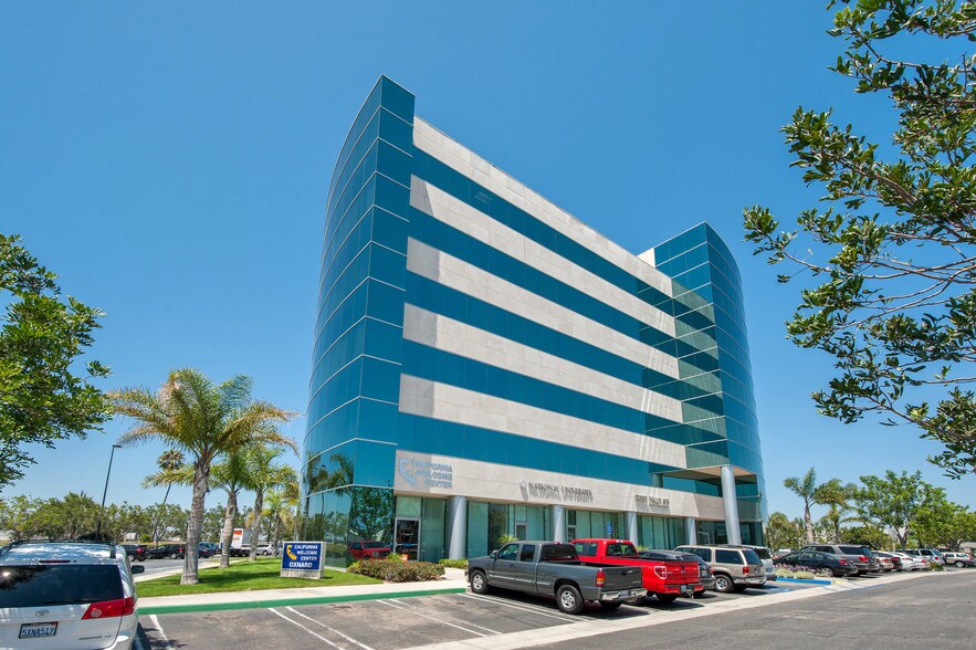 More Photos Of 1000 Town Center Dr, Oxnard Office For Lease