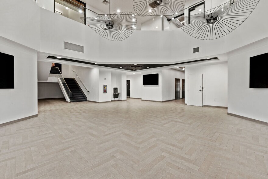 More Photos Of 4393 S Riverboat Rd, Salt Lake City Office For Lease