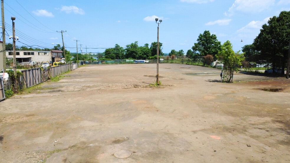 More Photos Of 235 Industrial Loop, Staten Island Land For Lease