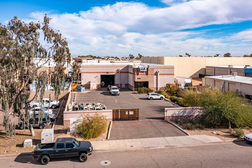 More Photos Of 4635 S 33rd St, Phoenix Warehouse For Lease