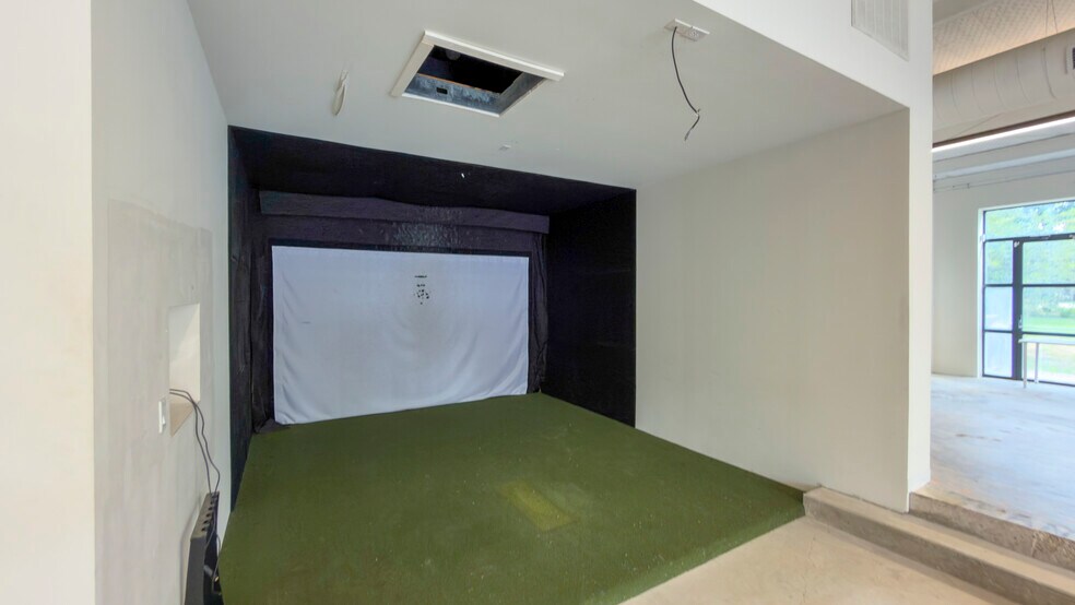 More Photos Of 757 Shady Ln, Austin Warehouse For Lease