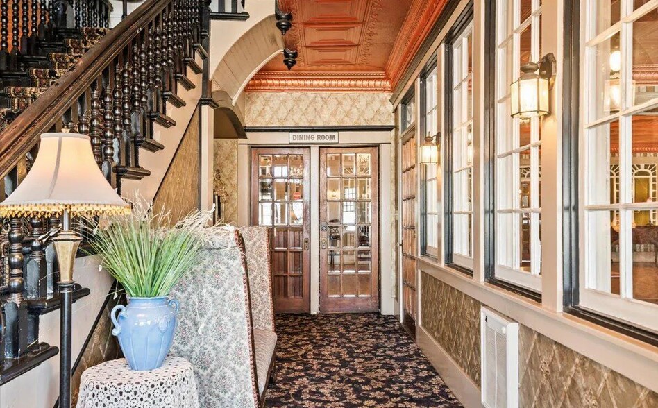More Photos Of 59 W Main St, Broadalbin Hotel For Sale