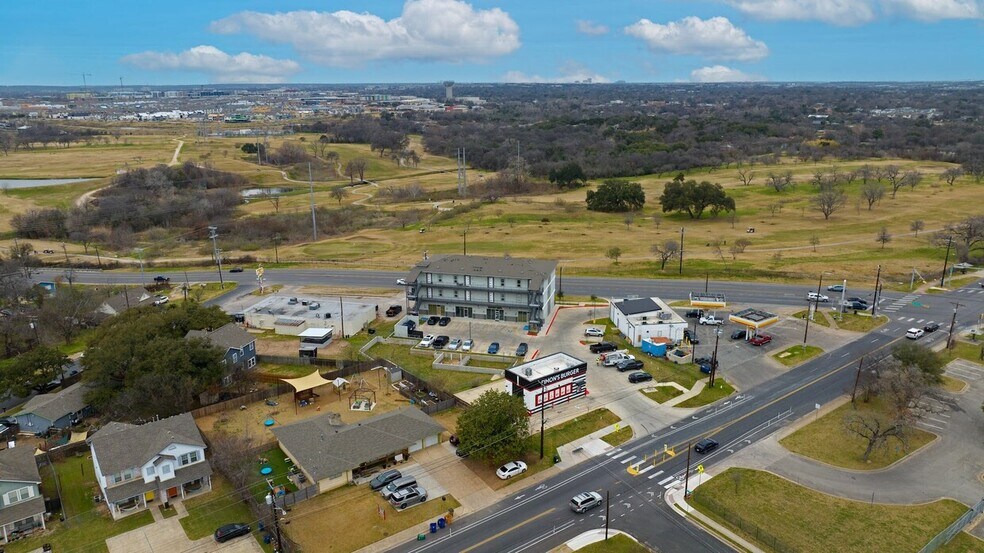 More Photos Of 4507 E Martin Luther King Jr Blvd, Austin Apartments For Sale