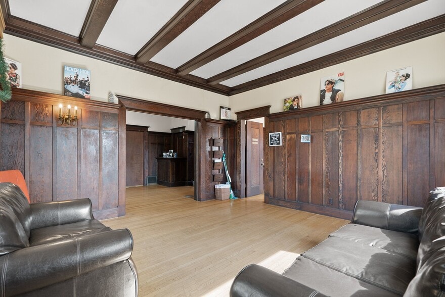 More Photos Of 217 E Lake Ave, Watsonville Office For Sale