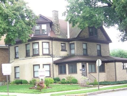 Primary Photo Of 201 E Union St, Punxsutawney Hospitality For Sale