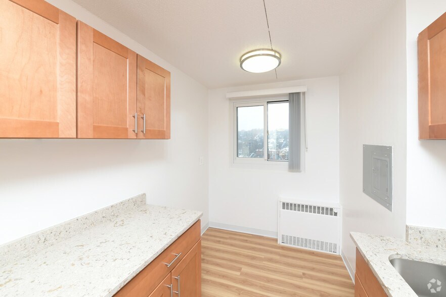 More Photos Of 1371 Beacon St, Brookline Apartments For Lease