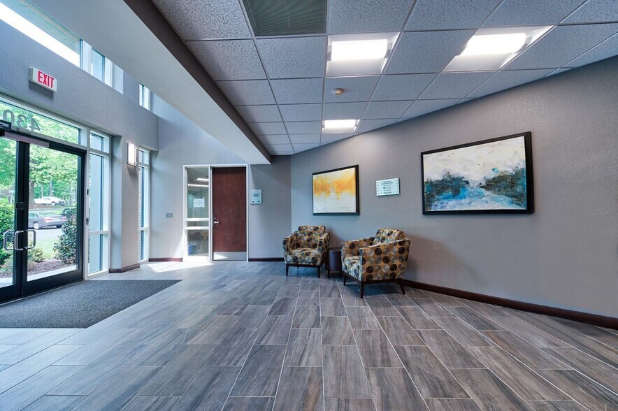 More Photos Of 4301 Lake Boone Trl, Raleigh Medical For Lease
