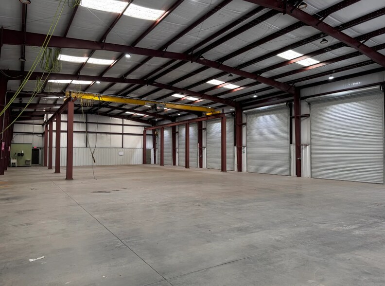 More Photos Of 1569 Fullenwider Rd, Gainesville Warehouse For Lease