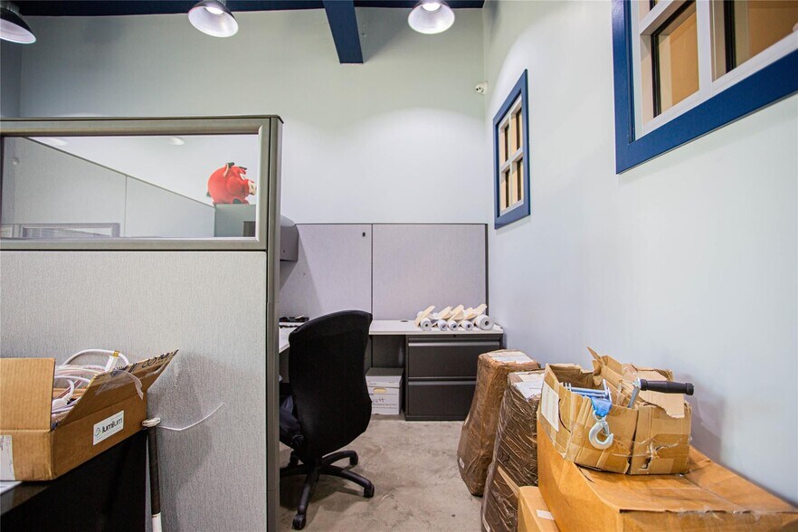 More Photos Of 200 Atlantic Ave, Oceanside Office For Sale