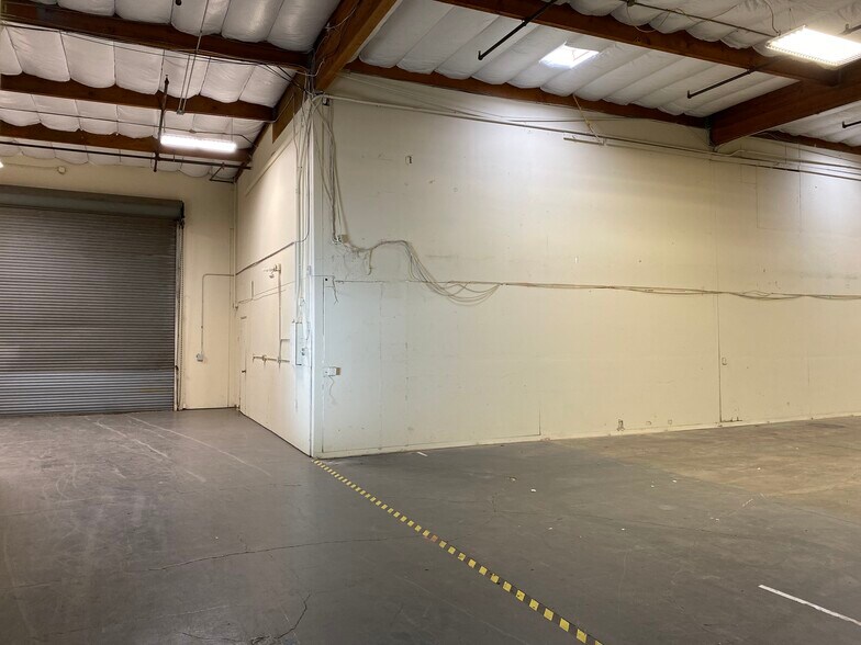 More Photos Of 88-96 Mitchell Blvd, San Rafael Manufacturing For Lease