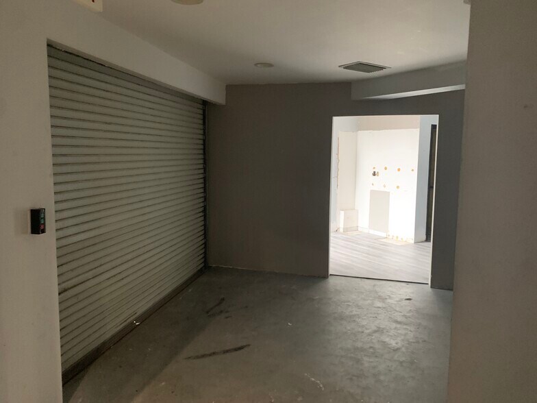 More Photos Of 14200-14238 SW 136th St, Miami Light Manufacturing For Sale