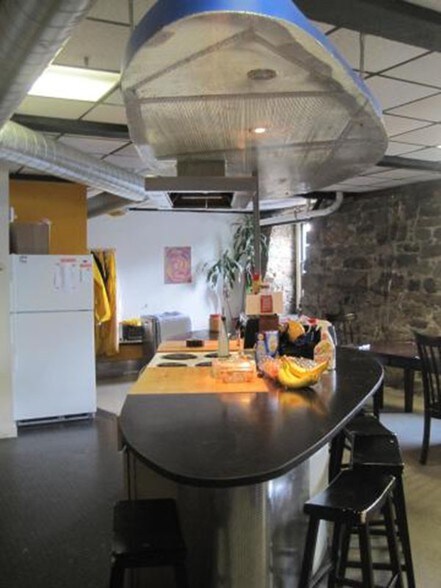 More Photos Of 1 Mill St, Burlington Office For Lease