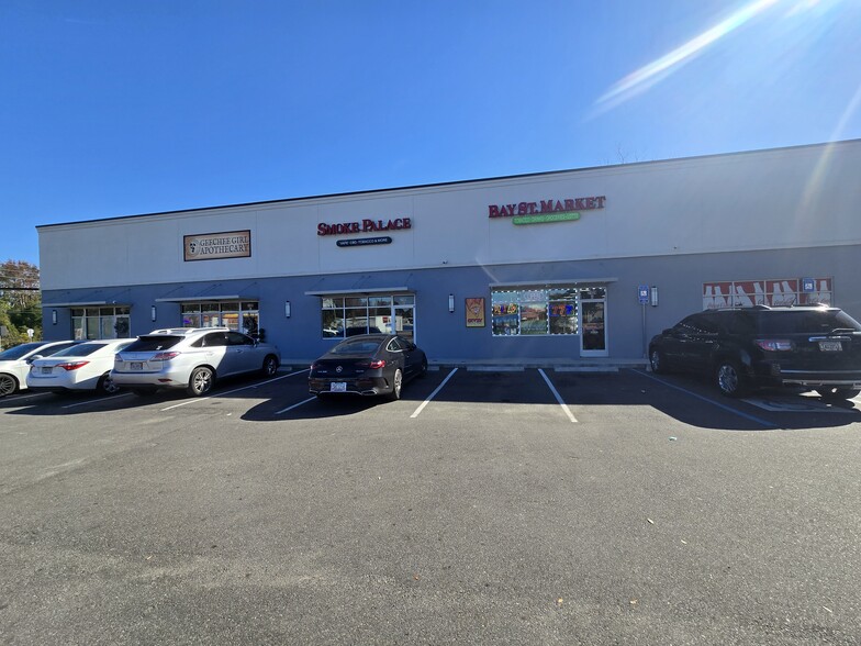 Primary Photo Of 2109 W Bay St, Savannah Freestanding For Lease