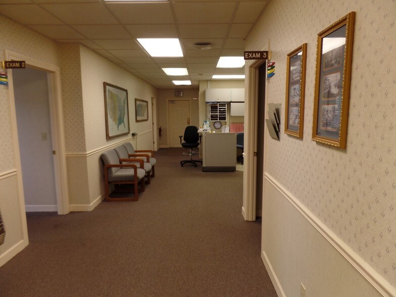 More Photos Of 316 E Harper St, Troy Medical For Sale