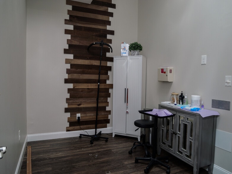 More Photos Of 86-88 Broad St, Red Bank Storefront Retail Office For Lease