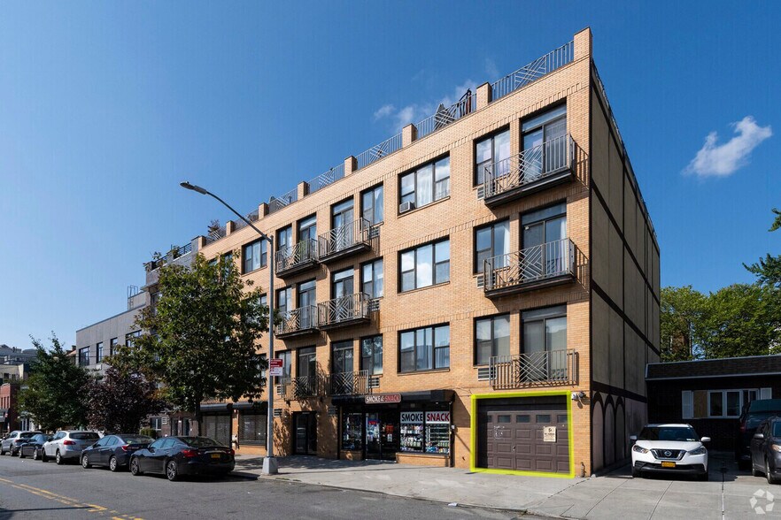 More Photos Of 99 Kingsland Ave, Brooklyn Apartments For Lease