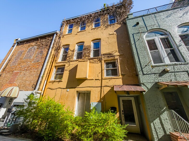 More Photos Of 134 N Patterson St, Valdosta Storefront Retail Office For Sale