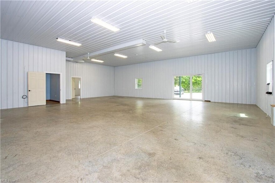 More Photos Of 275 S Smyser Rd, Wooster Flex For Sale