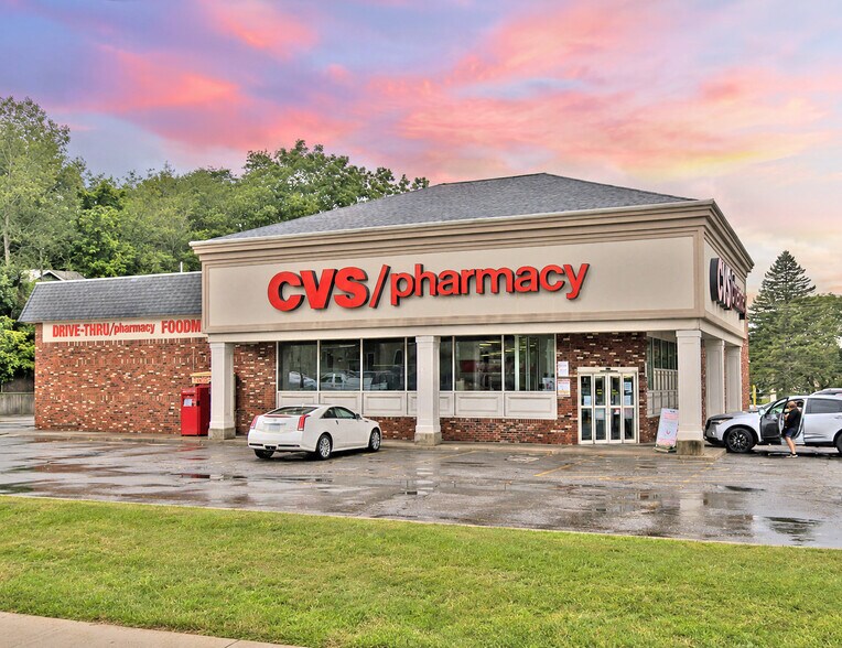 Primary Photo Of 734 E Washington St, New Castle Freestanding For Sale
