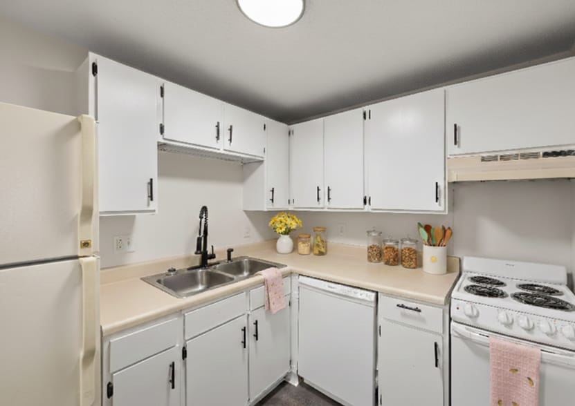 More Photos Of 1104 8th St, Boone Apartments For Sale