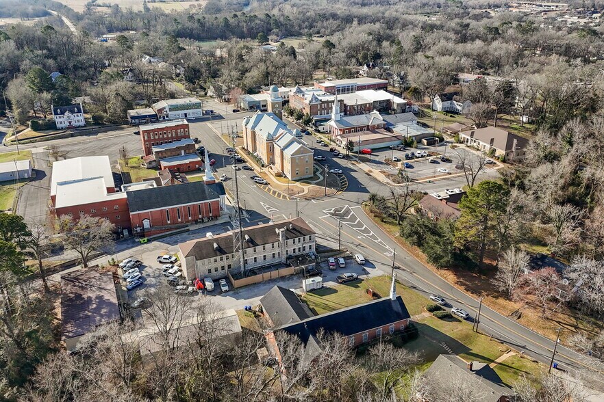 More Photos Of 171 Valley St, Centreville Flex For Sale