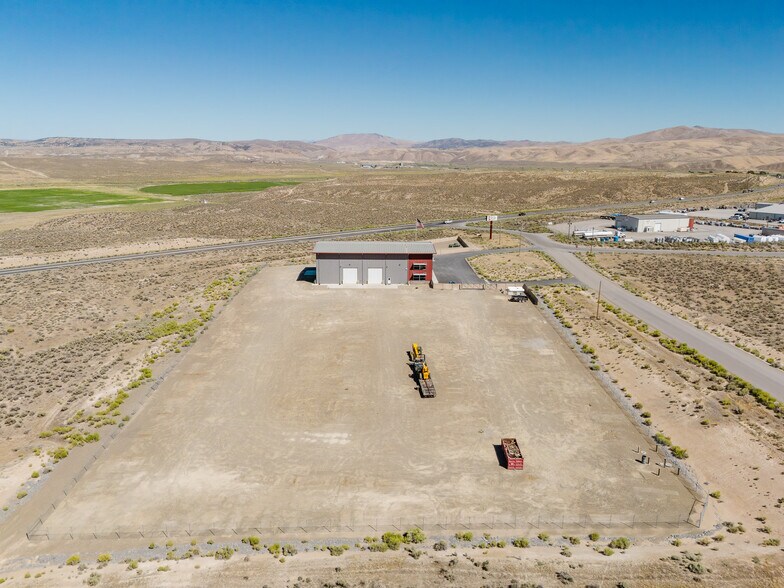 More Photos Of 1025 Carlin Trend Dr, Carlin Service For Sale