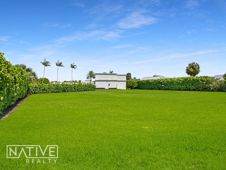 More Photos Of 6199 N Federal Hwy, Boca Raton Freestanding For Sale