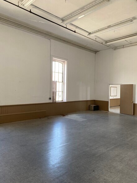 More Photos Of 3 N 2nd Ave, Norwich Storefront Retail Office For Lease