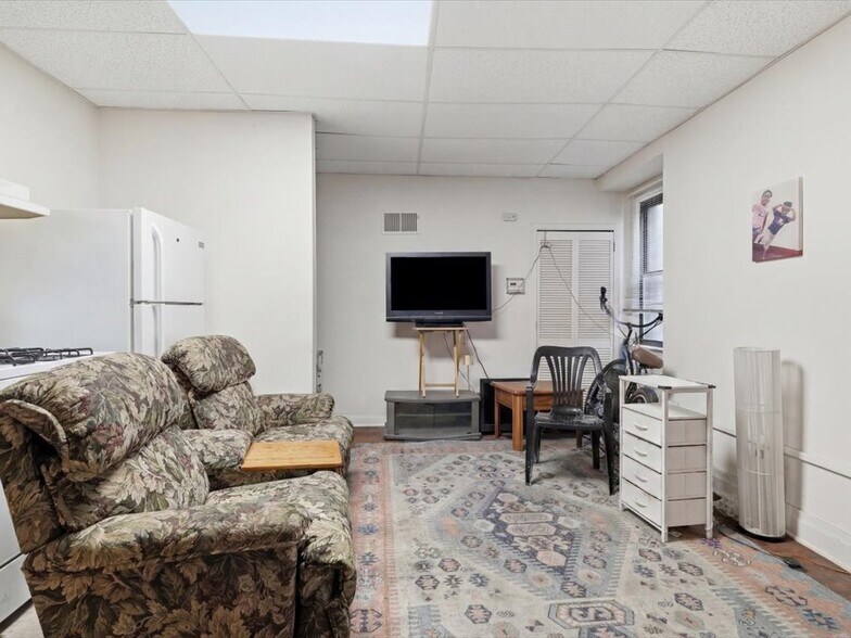 More Photos Of 215 S Braddock Ave, Pittsburgh Apartments For Sale