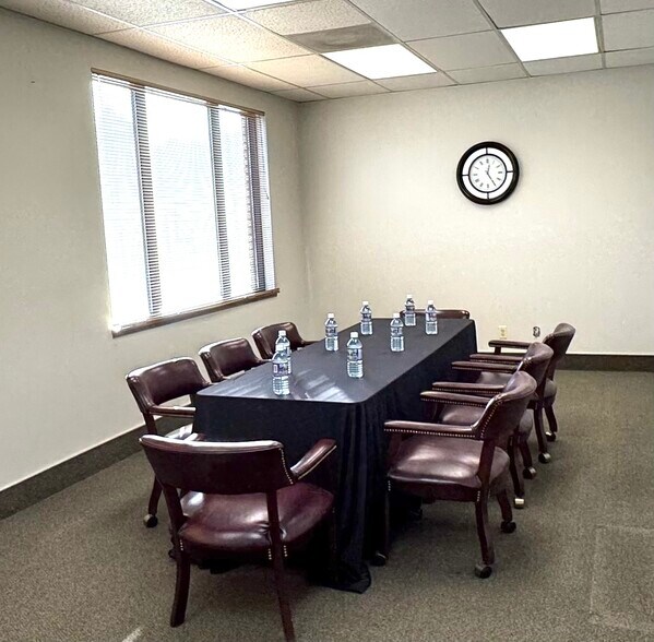 More Photos Of 2175 N Academy Cir, Colorado Springs Office For Lease