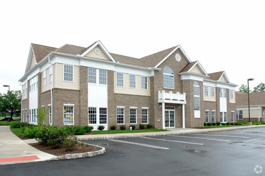 More Photos Of 7-10 Wills Way, Piscataway Medical For Lease