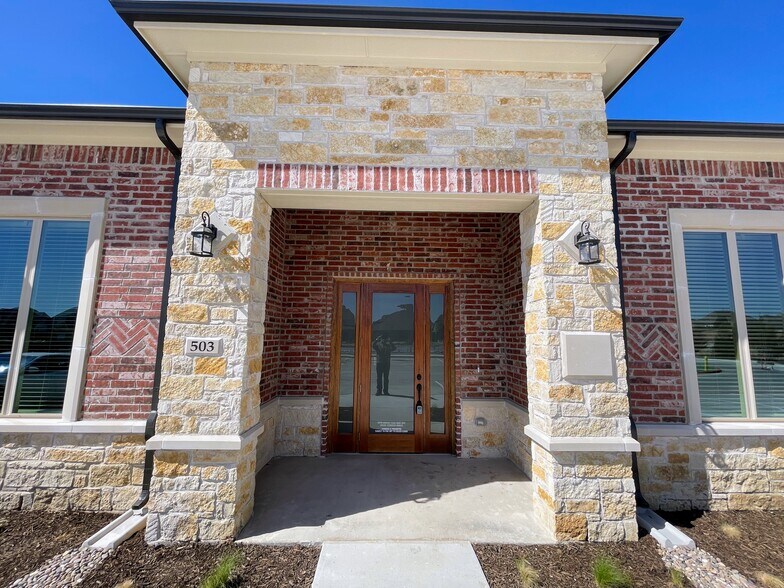 More Photos Of 400 Stonebrook Pky, Frisco Medical For Lease