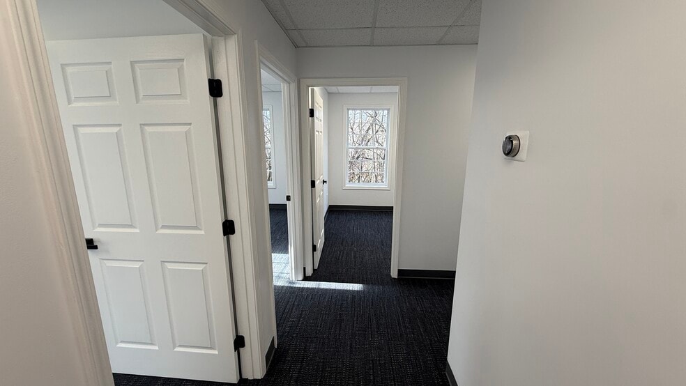 More Photos Of 11801 Brinley Ave, Louisville Medical For Lease