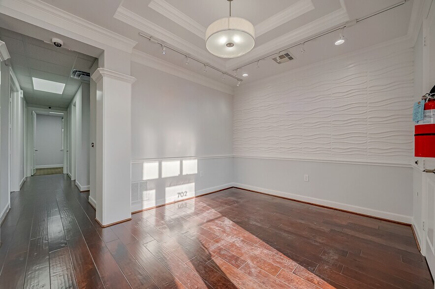 More Photos Of 16000 Park Ten Pl, Houston Medical For Lease